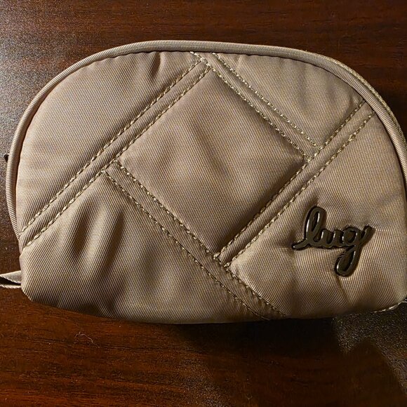 NWOT- LUG- STASH RFID POUCH - Picture 1 of 8